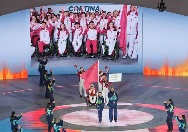 (260307) -- VERONA, March 7, 2026 -- Members of the delegation of China parade during the opening ceremony of Milan-Cortina 2026 Paralympic Winter games, Winterspiele,Spiele, Summer games at Verona Olympic Arena in Verona, Italy, March 6, 2026. ) (SP)ITALY-VERONA-PARALYMPIC WINTER GAMES-OPENING CEREMONY CaixYang 