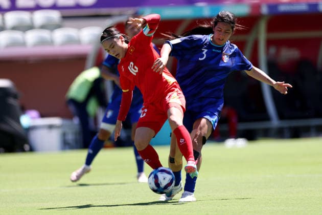 SOCCER ASIAN CUP TAIWAN VIETNAM, Vietnam™s Pham Hai Yen and Chinese Taipei™s Su Sin-yun during the AFC Women™s Asian Cup Group C match between Taiwan and Vietnam at HBF Park in Perth, Saturday, March 7, 2026. ( NO ARCHIVING, EDITORIAL USE ONLY PERTH WESTERN AUSTRALIA AUSTRALIA  Copyright: xCOLINxMURTYx 20260307185948986951