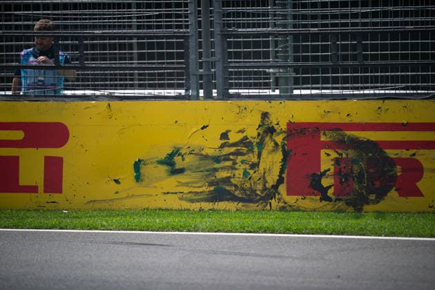 March 7, 2026, Melbourne, Victoria, Australia: Damage to the barrier on the exit of turn 2 after a crash by KIMI ANTONELLI - (ITA) - Mercedes-AMG PETRONAS Formula One Team on Saturday at the Formula 1 Qatar Airways Australian Grand Prix 2026. F1 2026: Australian Grand Prix: Setup  - ZUMAf186 20260307_zsp_f186_166 Copyright: xJamesxForresterx