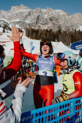 PARALYMPICS - Winter Paralympics Milano Cortina 2026 CORTINA D AMPEZZO,ITALY,07.MAR.26 - PARALYMPICS, ALPINE SKIING - Paralympic Winter games, Winterspiele,Spiele, Summer games Milano Cortina 2026, downhill, women. Image shows the rejoicing of Veronika Aigner (AUT).  GEPAxpictures xAlexanderxSolc