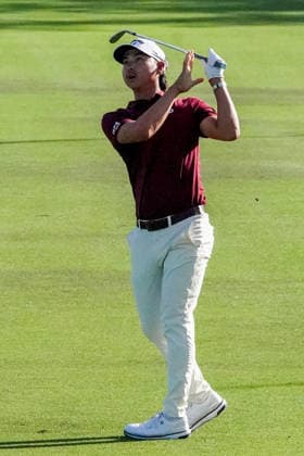 March 6, 2026, Orlando, Florida, USA: Min Woo Lee chips on to the 18th green during the second round of the Arnold Palmer Invitational Pro-Am presented by Mastercard at Bay Hill Club & Lodge. PGA, Golf Herren 2026: Arnold Palmer Invitational - Round 2  - ZUMAw109 20260306_fap_w109_045 Copyright: xDebbyxWongx