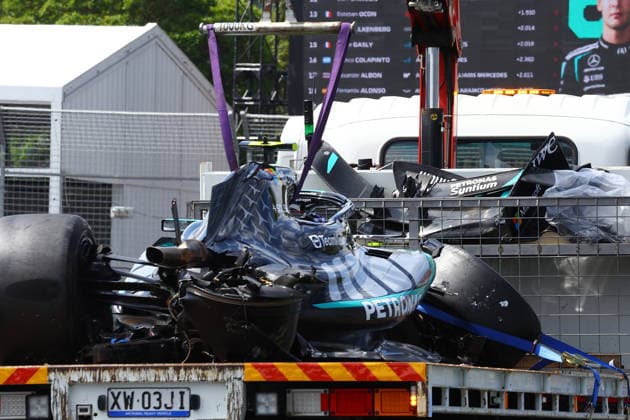 FORMULA 1 QATAR AIRWAYS AUSTRALIAN GRAND PRIX 2026 07.03.2026, Albert Park Circuit, Melbourne, FORMULA 1 QATAR AIRWAYS AUSTRALIAN GRAND PRIX 2026 ,im Bild Das verunfallte Auto von Andrea Kimi Antonelli (ITA), Mercedes-AMG Petronas Formula One Team wird zurück in das Fahrerlager gebracht.