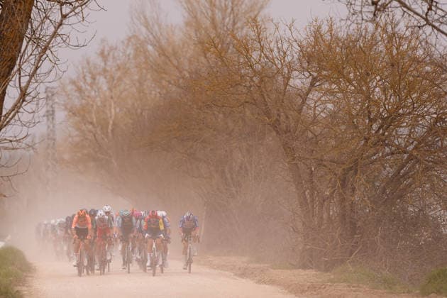 The pack rides during the Strade Bianche (White Roads) a 203 km one day cycling race from and to Siena (Tuscany), Italy - Saturday March 7, 2025 - - cycling  Copyright: xFabioxFerrari LaPressex