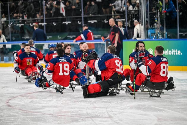 GIOCHI OLIMPICI - Olimpiadi Invernali Milano-Cortina 2026 - Paralympic Winter games, Winterspiele,Spiele, Summer games MILANO-CORTINA 2026 - Para Ice hockey, Eishockey - Czechia vs Japan Team Czechia celebrates a victory at the end of match during the Paralympic Games Milano-Cortina 2026, Ice Hockey match between Czechia vs Japan on March 6, 2026 at Arena di Verona in Verona, Italy during Paralympic WINTER GAMES MILANO-CORTINA 2026 - Para ice hockey - Czechia vs Japan, Olympic Winter Games Milano-Cortina 2026 in Milano, Italy, March 07 2026 Cortina D Ampezzo Italy  Copyright: xIPAxSport ABACAx