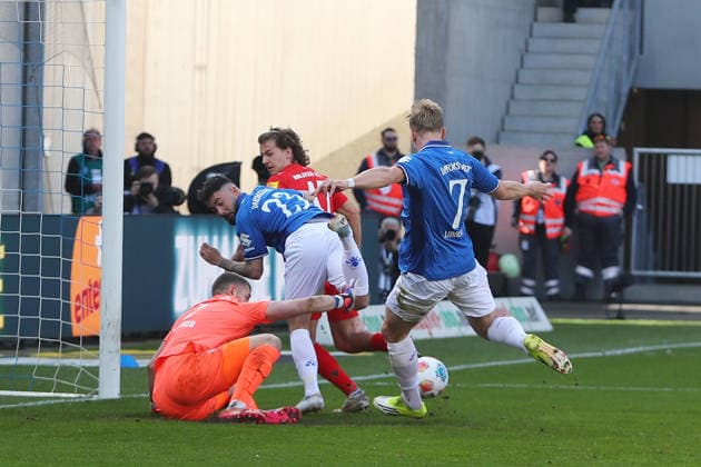 07.03.2026, xtvx, Fussball 2.Bundesliga, SV Darmstadt 98 - Holstein Kiel v.l. <D7< <S< <K1< (DFL DFB REGULATIONS PROHIBIT ANY USE OF PHOTOGRAPHS as IMAGE SEQUENCES and or QUASI-VIDEO) Darmstadt