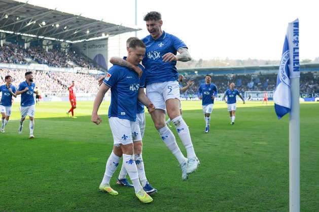 2026.03.07 xjfx 2.Bundesliga SV Darmstadt 98 - Holstein Kiel v.l., Niklas Schmidt (SV Darmstadt 98) und Kai Klefisch (SV Darmstadt 98), Matej Maglica (SV Darmstadt 98) Torjubel, Goal celebration, celebrate the goal zum 2:0 (DFL DFB REGULATIONS PROHIBIT ANY USE OF PHOTOGRAPHS as IMAGE SEQUENCES and or QUASI-VIDEO)