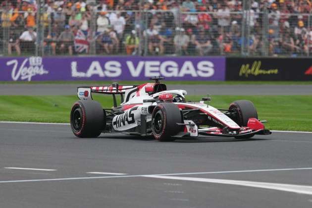 F1 Grand Prix Of Australia - Qualifying Esteban Ocon of France drives the (31) Haas F1 VF-26 Ferrari on track during qualifying ahead of the F1 Grand Prix of Australia at Albert Park Grand Prix Circuit in Melbourne, Australia, on March 7, 2026. Melbourne Australia  Copyright: xNorvikxAlaverdianx originalFilename:alaverdian-f1grandp260307_np6PJ.jpg