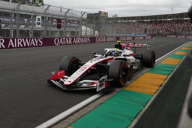 F1 Grand Prix Of Australia - Qualifying Oliver Bearman of Great Britain drives the (87) Haas F1 VF-26 Ferrari on track during qualifying ahead of the F1 Grand Prix of Australia at Albert Park Grand Prix Circuit in Melbourne, Australia, on March 7, 2026. Melbourne Australia  Copyright: xNorvikxAlaverdianx originalFilename:alaverdian-f1grandp260307_npRK0.jpg