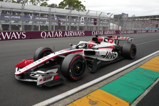 F1 Grand Prix Of Australia - Qualifying Esteban Ocon of France drives the (31) Haas F1 VF-26 Ferrari on track during qualifying ahead of the F1 Grand Prix of Australia at Albert Park Grand Prix Circuit in Melbourne, Australia, on March 7, 2026. Melbourne Australia  Copyright: xNorvikxAlaverdianx originalFilename:alaverdian-f1grandp260307_npWF6.jpg