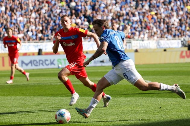 2026.03.07 xjfx 2.Bundesliga SV Darmstadt 98 - Holstein Kiel v.l., Luca Marseiler (SV Darmstadt 98) in aktion, in action, (DFL DFB REGULATIONS PROHIBIT ANY USE OF PHOTOGRAPHS as IMAGE SEQUENCES and or QUASI-VIDEO)