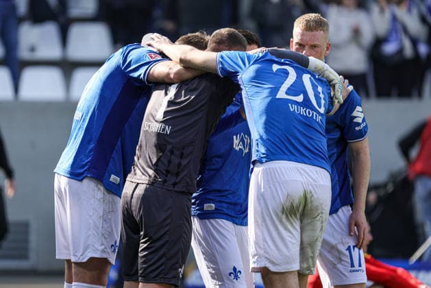 07.03.2026, xhettx, Fussball 2.Bundesliga, SV Darmstadt 98 - Holstein Kiel v.l. Jubel bei Darmstadt nach dem Spiel (DFL DFB REGULATIONS PROHIBIT ANY USE OF PHOTOGRAPHS as IMAGE SEQUENCES and or QUASI-VIDEO)
