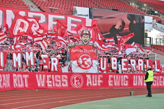 2. Bundesliga; 1. FC Nuremberg- Fortuna Düsseldorf; 07.03.2026 NUREMBERG, GERMANY - 07. MARCH: die Fans der Gäste haben zu Spielbeginn eine Choreo vorbereitet während dem Match zwischen dem 1. FC Nürnberg und Fortuna Düsseldorf am 25. Spieltag der 2. Bundesliga im Max Morlock Stadion DFL REGULATIONS PROHIBIT ANY USE OF PHOTOGRAPHS AS IMAGE SEQUENCES AND OR QUASI-VIDEO