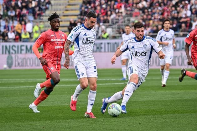 CALCIO - Serie A - Cagliari Calcio vs Como 1907 Alex Valle of Como 1907 during Cagliari Calcio vs Como 1907, Italian soccer Serie A match in Cagliari, Italy, March 07 2026 Cagliari Italy  Copyright: xIPAxSport ABACAx