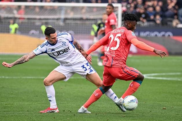 CALCIO - Serie A - Cagliari Calcio vs Como 1907 Lucas Da Cunha of Como 1907, Ibrahim Sulemana of Cagliari Calcio during Cagliari Calcio vs Como 1907, Italian soccer Serie A match in Cagliari, Italy, March 07 2026 Cagliari Italy  Copyright: xIPAxSport ABACAx
