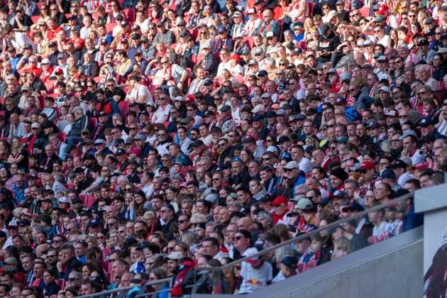 Deutschland: Bundesliga 2025 - 2026, 25. Spieltag - RB Leipzig vs FC Augsburg - Red Bull Arena (Leipzig): Fans Atmosphäre