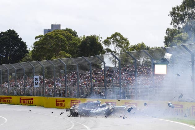 MELBOURNE, AUSTRALIA - MARCH 7: Andrea Kimi Antonelli of Italy (12) crashing his Mercedes AMG PETRONAS F1 Team F1 W17 during qualifying ahead of the F1 Grand Prix of Australia at Albert Park Circuit on March 7, 2026 in Melbourne, Australia.(Photo by Paddocker) Copyright: xPaddocker SPPx Sportspressphoto_SPR103989