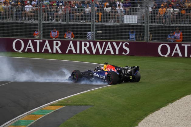 MELBOURNE, AUSTRALIA - MARCH 7: Max Verstappen of the Netherlands (1) crashing his Oracle Red Bull Racing RB22 during qualifying ahead of the F1 Grand Prix of Australia at Albert Park Circuit on March 7, 2026 in Melbourne, Australia.(Photo by Paddocker) Copyright: xPaddocker SPPx Sportspressphoto_SPR103990