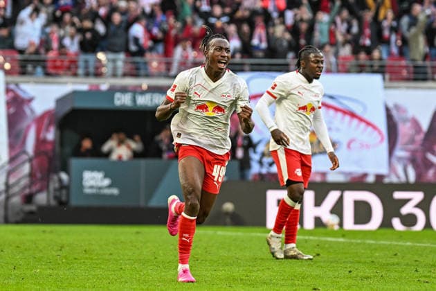 Fußball I Herren I Saison 2025-2026 I Bundesliga I 25. Spieltag I RB Leipzig - FC Augsburg I 07.03.2026 Torjubel Yan Diomande (49, RB Leipzig) nach seinem Tor zum 1:1 Ausgleich Freisteller, Nahaufnahme, Porträt, Portrait, Einzelfoto, Einzelbild, Körper Leipzig Red Bull Arena Sachsen Deutschland