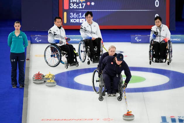CORTINA, ITALY 20260307 Sweden s Marcus Holm and Sabina Johansson during Saturday s mixed curling match between Sweden and South Korea in the Paralympics at Cortina Curling Olympic Stadium. *** The image is included in the SPORTS PACKAGE. For others PAYMENT IMAGE *** CORTINA ITALY x9200x *** CORTINA, ITALY 20260307 Sweden s Marcus Holm and Sabina Johansson during Saturday s mixed curling match between Sweden and South Korea in the Paralympics at Cortina Curling Olympic Stadium The image is included in the SPORTS PACKAGE For others PAYMENT IMAGE CORTINA ITALY x9200x  Copyright: xBjörnxLarssonxRosvall TTx PARALYMPICS 2026 CURLING
