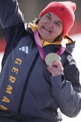 Milano Cortina 2026 Paralympic Winter games, Winterspiele,Spiele, Summer games - Para-Ski Alpin Downhill Anna-Lena Forster gewinnt Gold in der Abfahrtder Damen im Para-SKi Alpin bei Milano Cortina 2026 Paralympic Winter Games am 07.03.2026 *** Milano Cortina 2026 Paralympic Winter Games Para Alpine Skiing Downhill Anna Lena Forster wins gold in the womens Para Alpine Skiing Downhill at Milano Cortina 2026 Paralympic Winter Games on 07 03 2026 Copyright: xBEAUTIFULxSPORTS MarcusxHartmannx