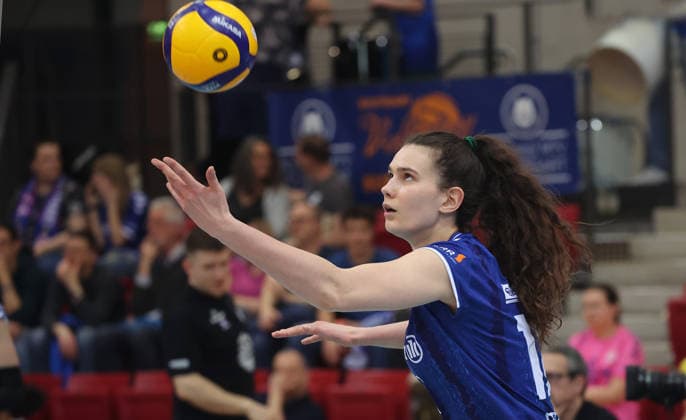 Stuttgart , Bundesliga Volleyball Allianz MTV Stuttgart vs. USC Münster , Lucia Varela Gomez ( Stgt )