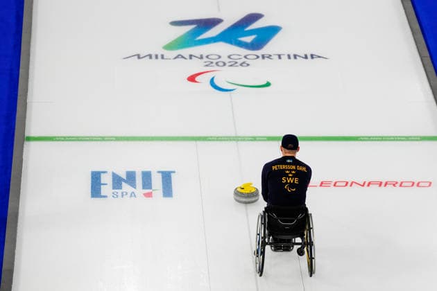 CORTINA, ITALY 20260307 Viljo Petterson Dahl during Saturday s mixed curling match between Sweden and South Korea in the Paralympics at Cortina Curling Olympic Stadium. *** The image is included in the SPORTS PACKAGE. For others PAID IMAGE *** CORTINA ITALY x9200x *** CORTINA, ITALY 20260307 Viljo Petterson Dahl during Saturday s mixed curling match between Sweden and South Korea in the Paralympics at Cortina Curling Olympic Stadium The image is included in the SPORTS PACKAGE For others PAID IMAGE CORTINA ITALY x9200x  Copyright: xBjörnxLarssonxRosvall TTx PARALYMPICS 2026 CURLING
