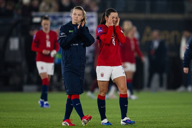 260307 Justine Kielland and Tuva Hansen of Norway looks dejected after the FIFA Women s World Cup Qualifier football match between Norway and Germany on March 7, 2026 in Stavanger. Photo: Marius Simensen BILDBYRAN COP 238 MM0060 bbeng dam depp FIFA World Cup, WM, Weltmeisterschaft, Fussball qualifier football fotball fotboll germany landskamp norge norway soccer tyskland vm-kval vm-kvalifisering kvinner vm-kvalik Copyright: MARIUSxSIMENSEN BB260307ZL130