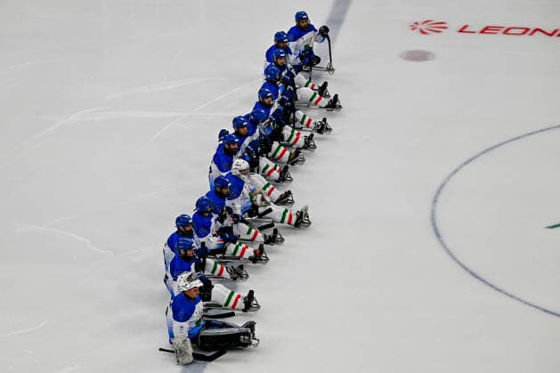 Italy team line up, Mannschaftsbild, Totale during Paralympic Winter games, Winterspiele,Spiele, Summer games MILANO-CORTINA 2026 - Para Ice hockey, Eishockey - Italy vs USA, Olympic Winter Games Milano-Cortina 2026 in Milano, Italy, March 07 2026  Copyright: xAlessioxMarini IPAxSportx xipa-agency.netx xx IPA_72528561 IPA_Agency_IPA72528561