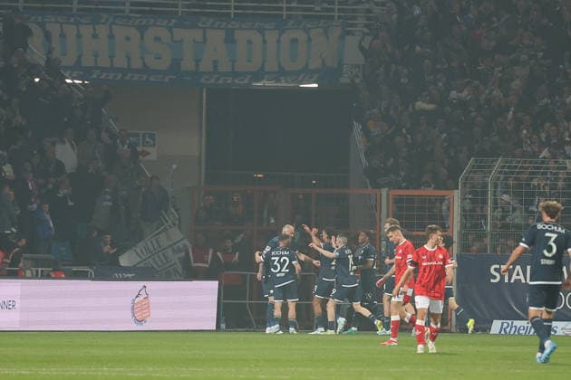 07.03.2026, xrekx, Fussball 2.Bundesliga, VfL Bochum - 1.FC Kaiserslautern v.l. Torjubel nach dem Tor zum celebrating the goal celebrate 1:0 durch Philipp Hofmann (VfL Bochum) (DFL DFB REGULATIONS PROHIBIT ANY USE OF PHOTOGRAPHS as IMAGE SEQUENCES and or QUASI-VIDEO) Bochum