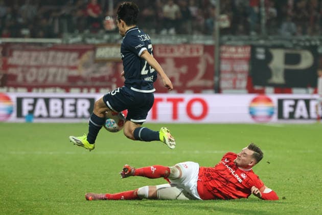 07.03.2026, xrekx, Fussball 2.Bundesliga, VfL Bochum - 1.FC Kaiserslautern v.l. Koji Miyoshi (VfL Bochum) Marlon Ritter (1.FC Kaiserslautern) Zweikampf, Aktion, action, battle for the ball (DFL DFB REGULATIONS PROHIBIT ANY USE OF PHOTOGRAPHS as IMAGE SEQUENCES and or QUASI-VIDEO) Bochum