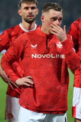 07.03.2026, xrekx, Fussball 2.Bundesliga, VfL Bochum - 1.FC Kaiserslautern v.l. Marlon Ritter (1.FC Kaiserslautern) enttaeuscht, enttäuscht, schaut enttaeuscht, traurig, frustriert, niedergeschlagen, disappointed, sad, frustrated bedankt bedanken sich bei den Fans, the player thanks the fans for their support (DFL DFB REGULATIONS PROHIBIT ANY USE OF PHOTOGRAPHS as IMAGE SEQUENCES and or QUASI-VIDEO) Bochum