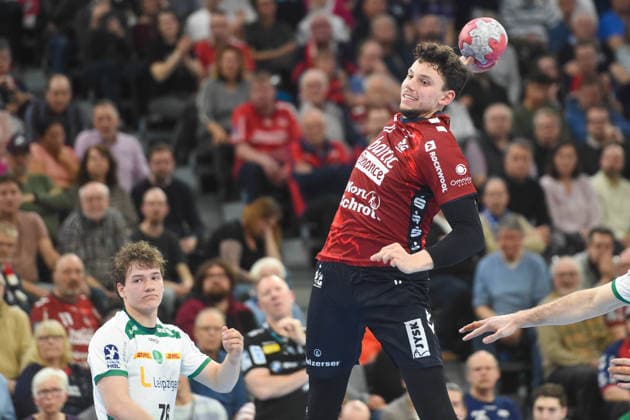 Handball I Herren I Saison 2025-2026 I Bundesliga I 24. Spieltag I SG Flensburg-Handewitt - SC DHfK Leipzig I 07.03.2026 von links Tom Koschek (76, SC DHfK Leipzig), Marko Grgic (17, SG Flensburg-Handewitt) Copyright: xLobeca JanxKirschnerx