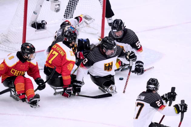 HERING Bernhard Team GER Eishockey Vorrundenspiel GER - China 0 : 12 Paralympische Winterspiele 2026 Cortina - Milano am 07.03.2026 in Mailand *** HERING Bernhard Team GER ice hockey preliminary round match GER China 0 12 Paralympic Winter Games 2026 Cortina Milano on 07 03 2026 in Milan Copyright: xLacixPerenyix