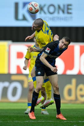 Paderborn, Home Deluxe Arena, 07.03.26, GER, Herren, 2.Bundesliga, Saison 2025-2026, SC Paderborn 07 - Eintracht Braunschweig Bild: v.li. im Zweikampf Kevin EHLERS (Braunschweig) und Filip BILBIJA (Paderborn) DFL regulations prohibit any use of photographs as image sequences and or quasi-video. NRW Deutschland