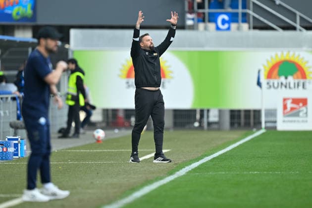 Paderborn, Home Deluxe Arena, 07.03.26, GER, Herren, 2.Bundesliga, Saison 2025-2026, SC Paderborn 07 - Eintracht Braunschweig Bild: Trainer Heiner BACKHAUS (Braunschweig) DFL regulations prohibit any use of photographs as image sequences and or quasi-video. NRW Deutschland