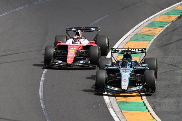 2026 AUSTRALIAN F1 GRAND PRIX, Mercedes driver George Russell leads Ferrari driver Charles Leclerc during the 2026 Australian Grand Prix at Albert Park Circuit in Melbourne, Sunday, March 8, 2026. ( NO ARCHIVING, EDITORIAL USE ONLY MELBOURNE VICTORIA AUSTRALIA  Copyright: xJOELxCARRETTx 20260308121236298752