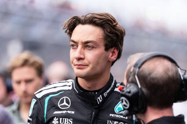 March 8, 2026, Melbourne, Victoria, Australia: 63 GEORGE RUSSELL from the Mercedes AMG Petronas F1 Team driving the Mercedes powered Mercedes W17 prepares for the race at the Formula 1 Qatar Airways Australian Grand Prix 2026 at Albert Park, Melbourne, Australia. Melbourne Australia - ZUMAl303 20260308_aaf_l303_006 Copyright: xSydneyxLowx