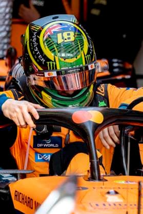 MELBOURNE - Formula 1 driver Oscar Piastri of McLaren Mastercard Formula 1 Team during the Formula 1 Melbourne race at Albert Park on March 8, 2025 in Melbourne, Australia. (Photo by DeFodi Images) -