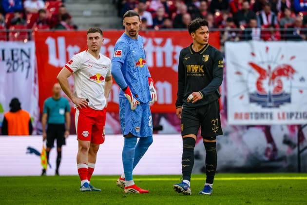 Brajan Gruda (RB Leipzig, 10), Maarten Vandevoordt (RB Leipzig, 26), Fabian Rieder (FC Augsburg, 32) , RB Leipzig vs. FC Augsburg, Fussball, 1. Bundesliga, 25. Spieltag, Saison 2025 2026, 07.03.2026,¨ DFL REGULATIONS PROHIBIT ANY USE OF PHOTOGRAPHS AS IMAGE SEQUENCES AND OR QUASI-VIDEO,¨ RB Leipzig vs. FC Augsburg, Fussball, 1. Bundesliga, 25. Spieltag, Saison 2025 2026, 07.03.2026 Leipzig