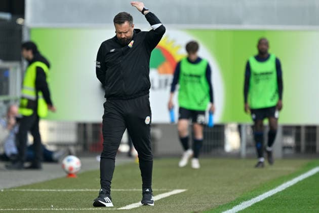 Paderborn, Home Deluxe Arena, 07.03.26, GER, Herren, 2.Bundesliga, Saison 2025-2026, SC Paderborn 07 - Eintracht Braunschweig Bild: Trainer Heiner BACKHAUS (Braunschweig) DFL regulations prohibit any use of photographs as image sequences and or quasi-video. NRW Deutschland