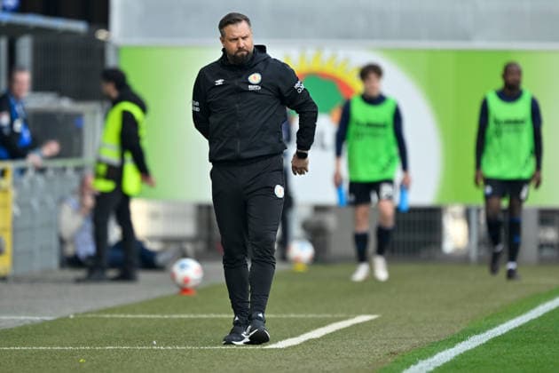 Paderborn, Home Deluxe Arena, 07.03.26, GER, Herren, 2.Bundesliga, Saison 2025-2026, SC Paderborn 07 - Eintracht Braunschweig Bild: Trainer Heiner BACKHAUS (Braunschweig) DFL regulations prohibit any use of photographs as image sequences and or quasi-video. NRW Deutschland