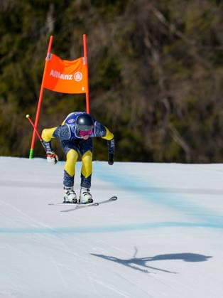 (260308) -- CORTINA D AMPEZZO, March 8, 2026 -- Aaron Lindstroem of Sweden competes during the para alpine skiing men s downhill standing match at the Milan-Cortina 2026 Paralympic Winter games, Winterspiele,Spiele, Summer games in Cortina D ampezzo, Italy, March 7, 2026. ) (SP)ITALY-CORTINA D AMPEZZO-PARALYMPIC WINTER GAMES-PARA ALPINE SKIING-MEN S DOWNHILL-STANDING WangxKaiyan 