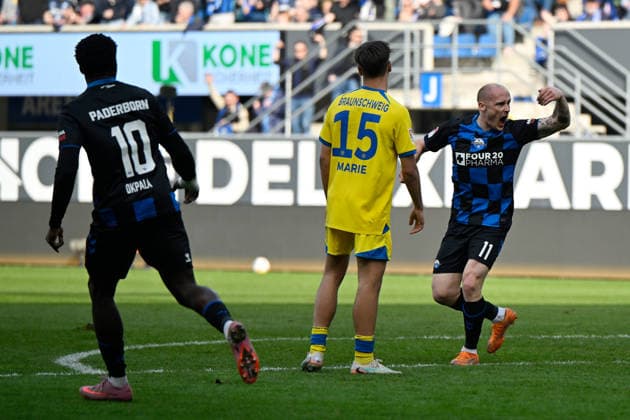 Paderborn, Home Deluxe Arena, 07.03.26, GER, Herren, 2.Bundesliga, Saison 2025-2026, SC Paderborn 07 - Eintracht Braunschweig Bild: Sven MICHEL (Paderborn) jubelt nach seinem Tor zum 1:1 DFL regulations prohibit any use of photographs as image sequences and or quasi-video. NRW Deutschland