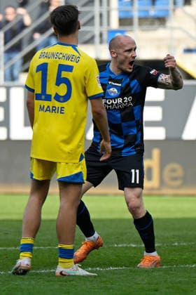 Paderborn, Home Deluxe Arena, 07.03.26, GER, Herren, 2.Bundesliga, Saison 2025-2026, SC Paderborn 07 - Eintracht Braunschweig Bild: Sven MICHEL (Paderborn) jubelt nach seinem Tor zum 1:1 DFL regulations prohibit any use of photographs as image sequences and or quasi-video. NRW Deutschland
