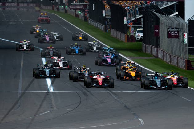 Charles Leclerc (Scuderia Ferrari HP, Monaco, 16), im SF-26, George Russell (Mercedes-AMG Petronas F1 Team, Großbritannien, 63) im F1 W17, Lewis Hamilton (Scuderia Ferrari HP, Großbritannien, 44), Lando Norris ( McLaren Mastercard Formula 1 Team, Großbritannien, 01) im MCL40, Andrea Kimi Antonelli (Mercedes-AMG Petronas F1 Team, Italien, 12), Arvid Lindblad (Visa Cash App Racing Bulls F1 Team, Großbritannien, 41) im VCARB 03, Esteban Ocon (Toyota Gazoo Racing Haas F1 Team, Frankreich, 31) im VF-26, Pierre Gasly (BWT Alpine F1 Team, Frankreich, 10) im Alpine A526 beim Start Rennstart, AUS, Formel 1 Weltmeisterschaft, Australian Grand Prix, Albert Park Circuit, Melbourne, Rennen, Saison 2026, 08.03.2026 AUS, Formel 1 Weltmeisterschaft, Australian Grand Prix, Albert Park Circuit, Melbourne, Rennen, Saison 2026, 08.03.2026 Melbourne Copyright: xEibner-Pressefoto Memmlerx EP_MMR