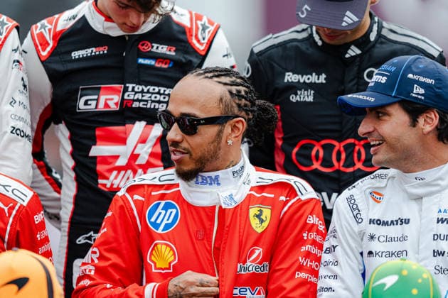 F1 Australian Grand Prix - Drivers Group Photo and Parade LEWIS HAMILTON (GBR) of Scuderia Ferrari HP 44 on Sunday during the 2026 Formula 1 Qatar Airways Australian Grand Prix at the Albert Park Circuit, Melbourne, Australia, on March 8, 2026. Photo by Tan Jun Da ABACAPRESS.COM Melbourne Australia  Copyright: xJunxDaxTan ABACAx
