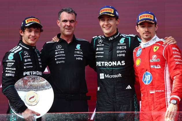 FORMULA 1 QATAR AIRWAYS AUSTRALIAN GRAND PRIX 2026 08.03.2026, Albert Park Circuit, Melbourne, FORMULA 1 QATAR AIRWAYS AUSTRALIAN GRAND PRIX 2026 ,im Bild Sieger George Russell (GBR), Mercedes-AMG Petronas Formula One Team, 2.Platz für Andrea Kimi Antonelli (ITA), 3.Platz für Charles Leclerc (MCO), Scuderia Ferrari HP