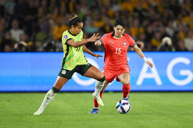 SOCCER ASIAN CUP AUSTRALIA SOUTH KOREA, Mary Fowler of Australia and Jeon Yugyeong of South Korea during the AFC Women™s Asian Cup Group A match between Australia and South Korea at Accor Stadium in Sydney, Sunday, March 8, 2026. ( NO ARCHIVING, EDITORIAL USE ONLY SYDNEY NEW SOUTH WALES AUSTRALIA  Copyright: xDEANxLEWINSx 20260308124615699413