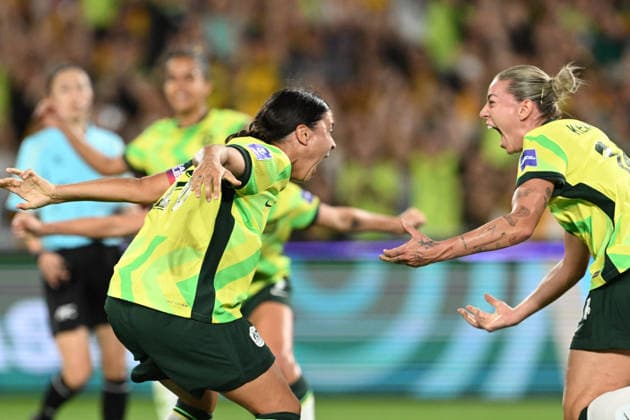 SOCCER ASIAN CUP AUSTRALIA SOUTH KOREA, Alanna Kennedy of Australia celebrates scoring the eqaliser goal with Samantha Kerr of Australia during the AFC Women™s Asian Cup Group A match between Australia and South Korea at Accor Stadium in Sydney, Sunday, March 8, 2026. ( NO ARCHIVING, EDITORIAL USE ONLY SYDNEY NEW SOUTH WALES AUSTRALIA  Copyright: xDEANxLEWINSx 20260308180500078700