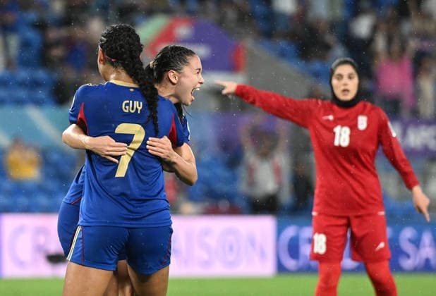 SOCCER ASIAN CUP IRAN PHILIPPINES, Sara Eggesvik of the Philippines reacts with Jael Guy after scoring a first half goal during the AFC Women™s Asian Cup Group A match between Iran and Philippines at Gold Coast Stadium on the Gold Coast, Sunday, March 8, 2026. ( NO ARCHIVING, EDITORIAL USE ONLY GOLD COAST QUEENSLAND AUSTRALIA  Copyright: xDAVExHUNTx 20260308181971812845